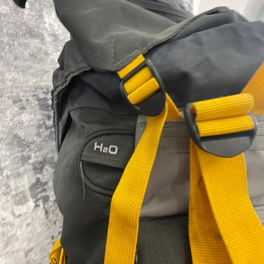 High Sierra 45L Summit‎ Backpack Grey Yellow Hiking Internal Frame Pack